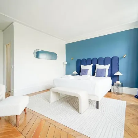 Charmant Et Spacieux Opera Bastille * Párizs